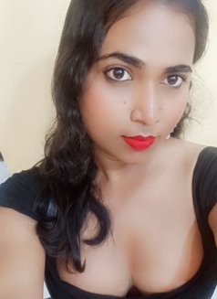 Roshni - Acompañantes transexual in Pune Photo 4 of 5