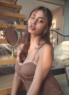 Roshni Joshi Real Meet Cam Service 24/7 - escort in Hyderabad Photo 1 of 1