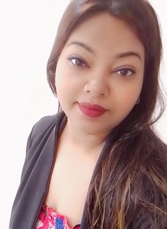 Roshni Patel In Ahmedabad - escort in Ahmedabad Photo 2 of 2