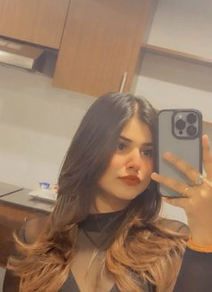 Roshni - escort in Pune Photo 8 of 14