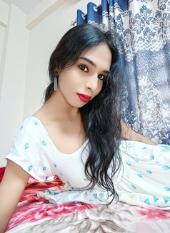 Roshni Sexy Doll - Acompañantes transexual in Chennai Photo 9 of 14