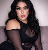Rosi - Transsexual escort in Beirut