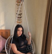 Rosi - Transsexual escort in Beirut