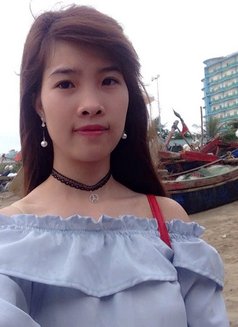 Rosia Massage Full Service - masseuse in Mumbai Photo 1 of 5