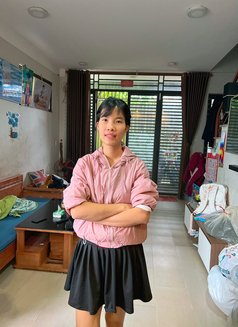 Rosia - masseuse in Ho Chi Minh City Photo 2 of 4