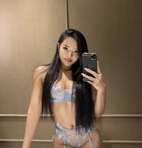 Rosie - puta in Abu Dhabi Photo 5 of 5