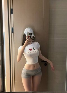 🦋Rosie🦋 New Dubai - escort in Gampaha Photo 2 of 3