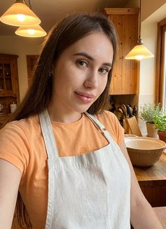 Rosie - puta in Hong Kong Photo 3 of 3