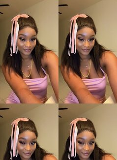 Rosie - escort in Kuala Lumpur Photo 5 of 6