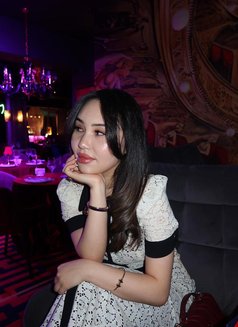 Rosita - escort in Dubai Photo 2 of 28