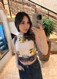 Rosita - escort in Dubai Photo 9 of 28