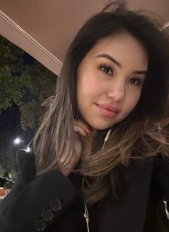 Rosita - escort in Dubai Photo 10 of 28