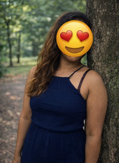 Roslin - escort in Dubai Photo 1 of 4