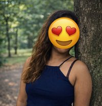 Roslin - escort in Dubai