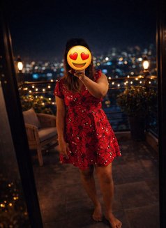 Roslin - escort in Dubai Photo 4 of 4