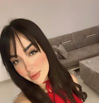 Rossa - escort in Muscat Photo 8 of 8