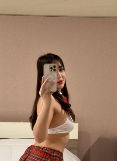 Rossa - escort in Muscat Photo 7 of 11