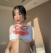rossa - escort in Muscat