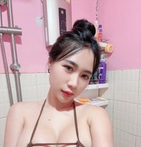 Rossaa - escort in Jakarta Photo 1 of 4