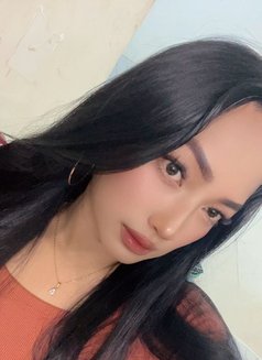 Rosse Leonna - Acompañantes transexual in Bali Photo 2 of 10