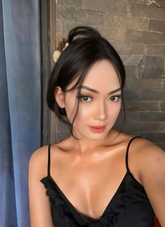 Rosse Leonna - Transsexual escort in Bali Photo 8 of 8