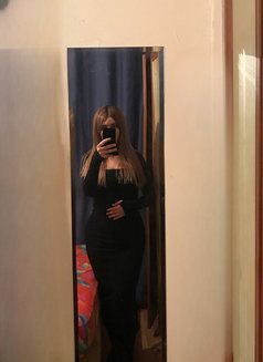Rossey linda - Transsexual escort in İstanbul Photo 8 of 10