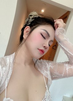 Rosy Anal full services - escort in Doha Photo 23 of 23