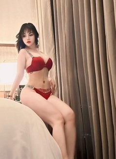 Rosy Anal full services - escort in Dubai Photo 23 of 25