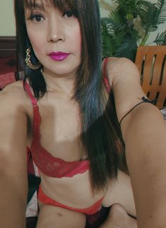 Roziana - Transsexual escort in Bangalore Photo 15 of 15