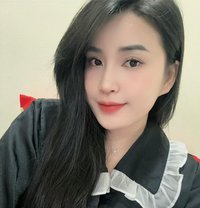 Rosy - escort in Al Manama Photo 1 of 4