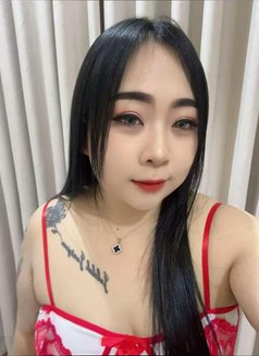 Rosy - escort in Jeddah Photo 6 of 6