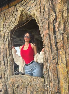 Rosy - escort in Bangalore Photo 1 of 1