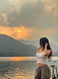 Meet Ups And Cam - puta in Bangalore Photo 5 of 16