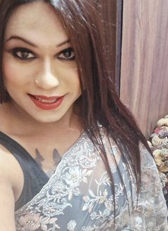 Rosy - escort in Kolkata Photo 2 of 4