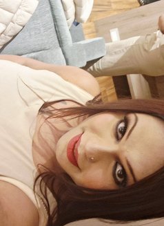 Rosy - puta in Kolkata Photo 4 of 4