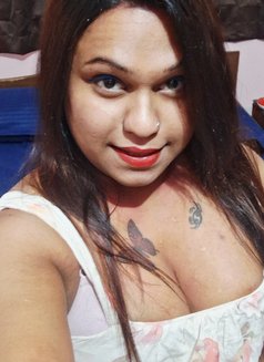 Rosy - escort in Kolkata Photo 1 of 12