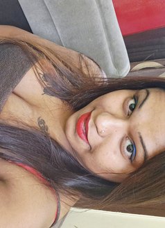 Rosy - escort in Kolkata Photo 8 of 12