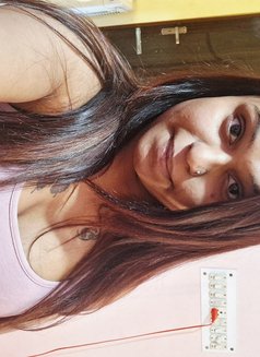 Rosy - escort in Kolkata Photo 9 of 12