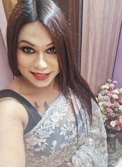 Rosy - escort in Kolkata Photo 2 of 14