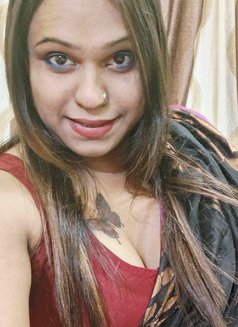 Rosy - escort in Kolkata Photo 10 of 14