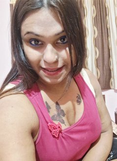 Rosy - escort in Kolkata Photo 12 of 14
