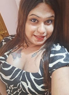 Rosy - escort in Kolkata Photo 21 of 21