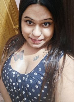 Rosy - escort in Kolkata Photo 22 of 22