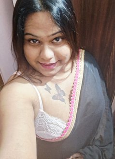 Rosy - escort in Kolkata Photo 29 of 29