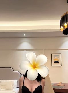 Rosy - puta in Kuala Lumpur Photo 5 of 7