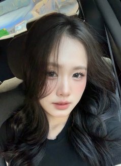 Rosy - escort in Tirana Photo 5 of 5