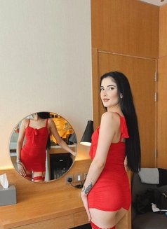 Rosya - puta in Dubai Photo 19 of 24