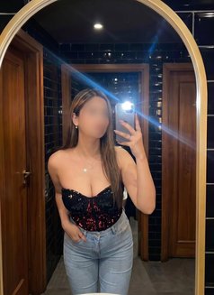 Rosyie Premium Escort - escort in Kathmandu Photo 1 of 3