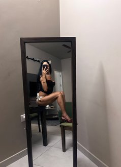 Rosypriya - Transsexual escort in Bangalore Photo 7 of 13