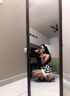 Rosypriya - Transsexual escort in Bangalore Photo 11 of 13
